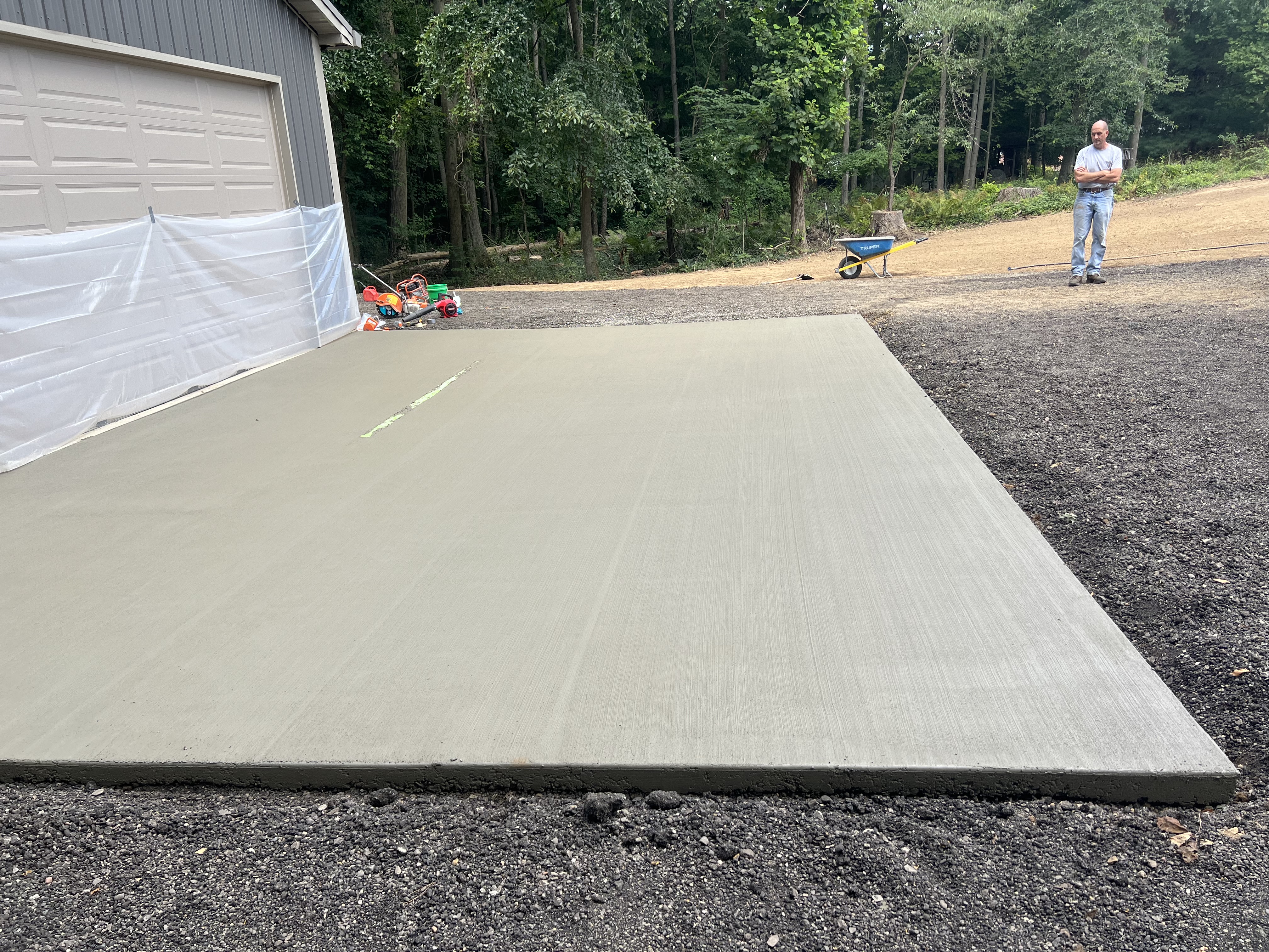 Garage apron